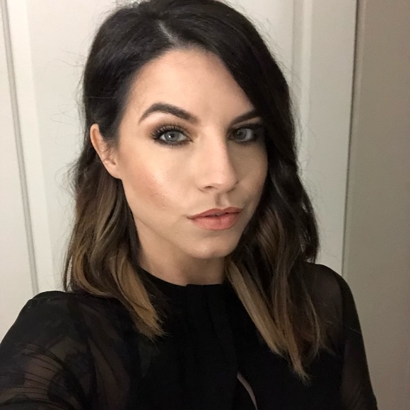 Meet the Posher Other - Meet your Posher, Ashley